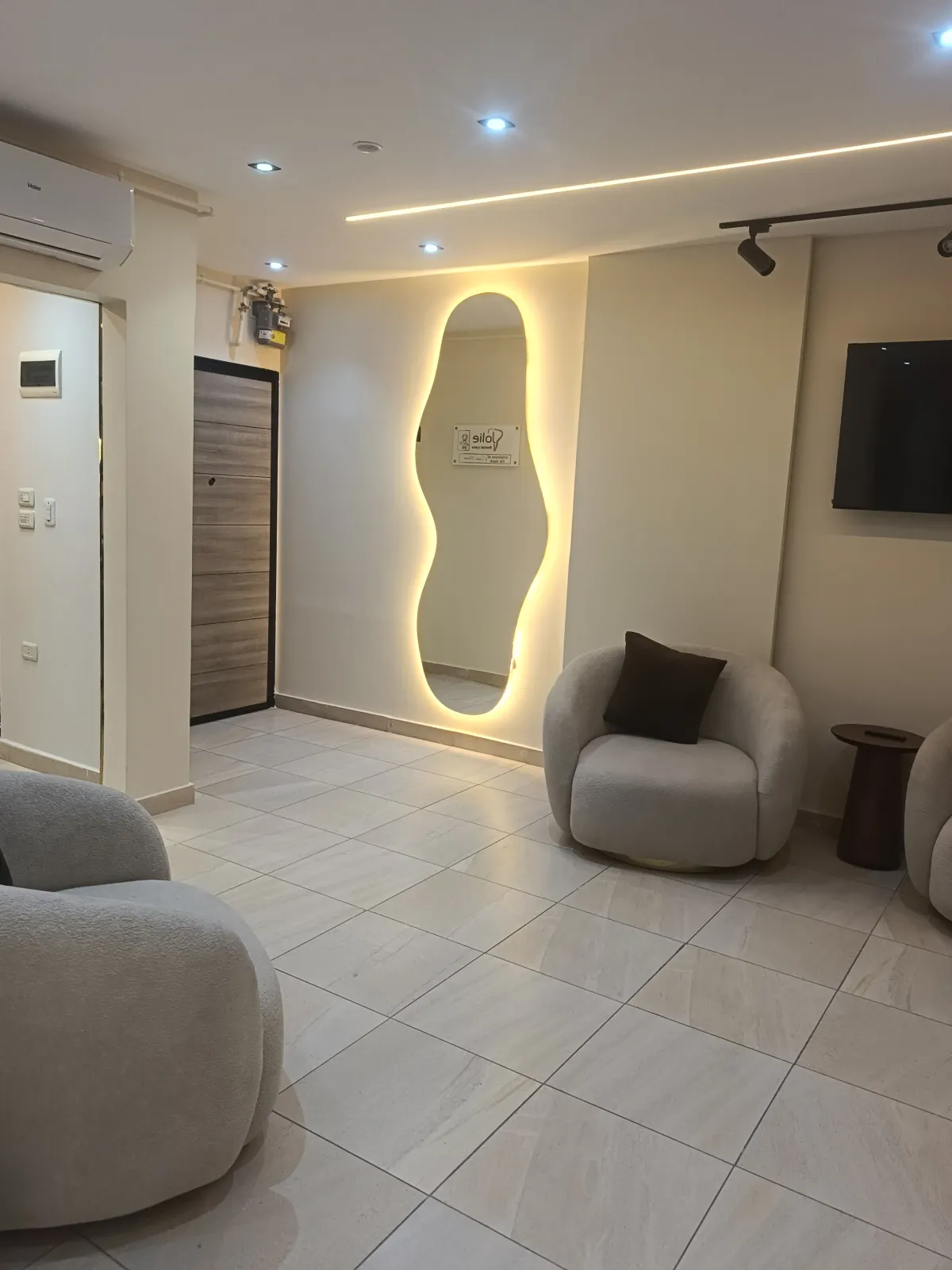 زجاج سيكوريت في الجيزة